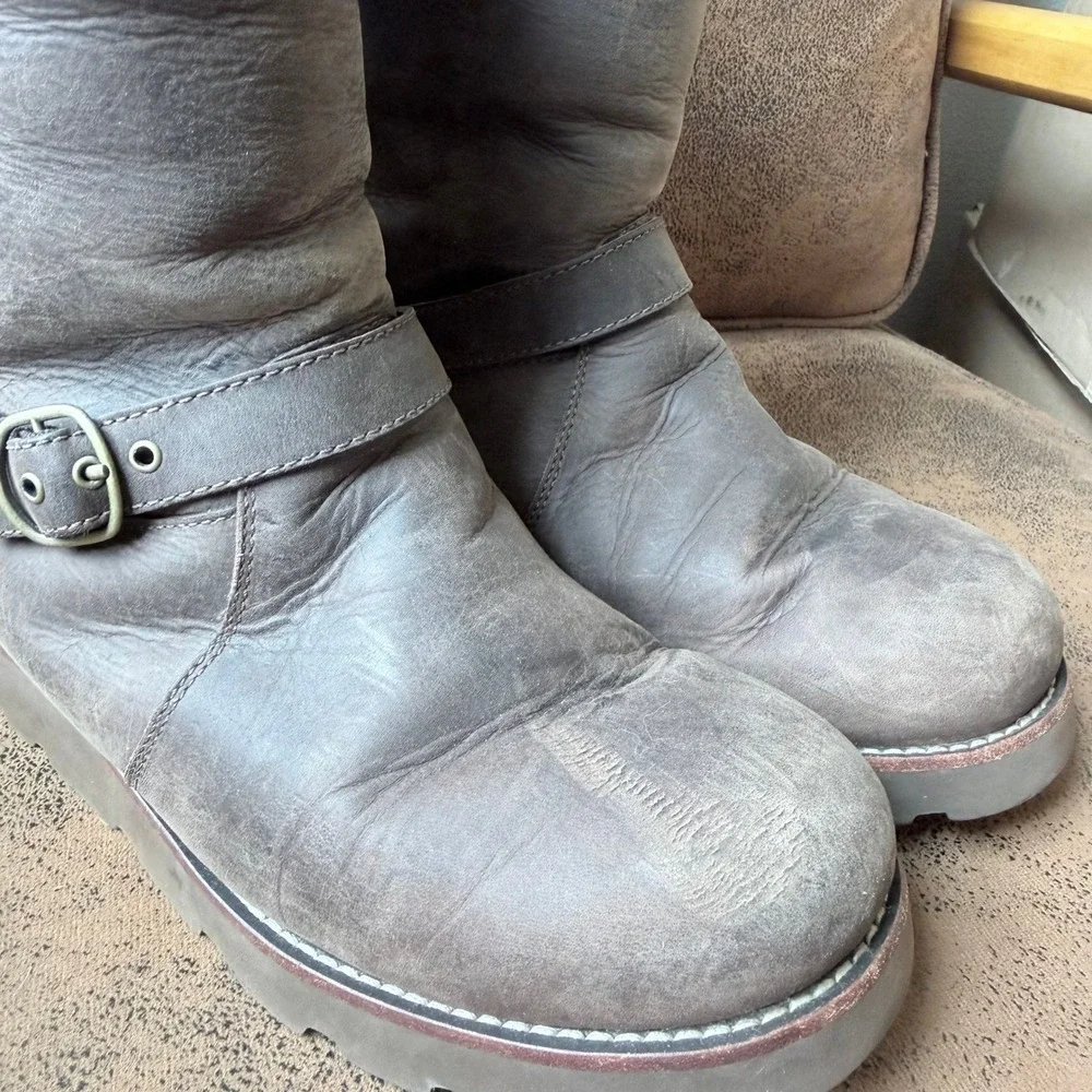 Ugg Australia Noira Brown Waterproof Leather Sheepskin Boots Womens 8 1005730